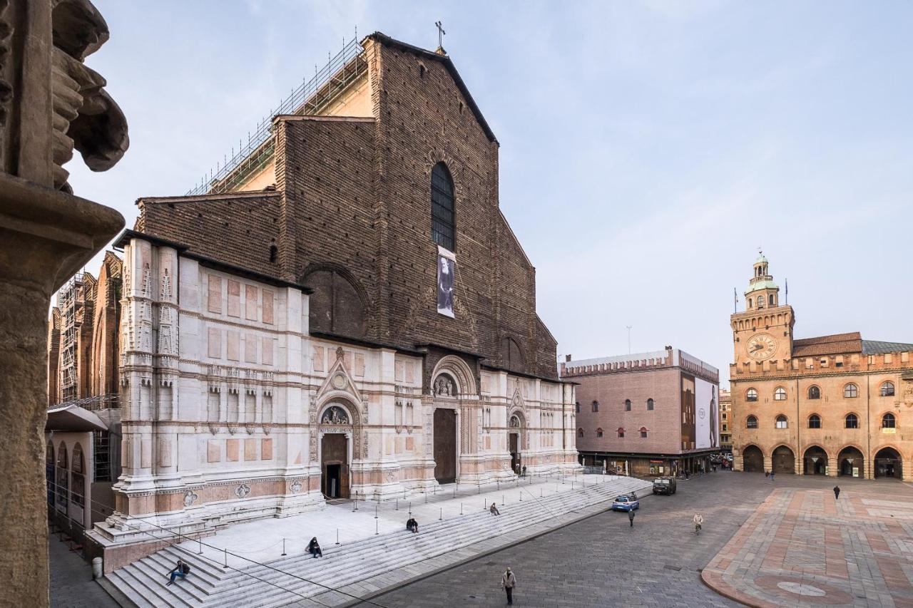 Urbanicooh Garisenda - Piazza Maggiore View Bologna Eksteriør bilde
